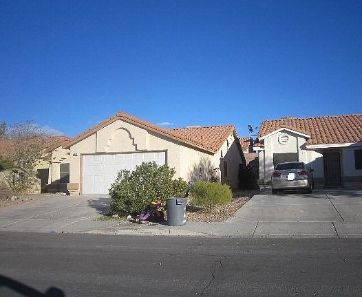 2nd image of 2640 Pomona Dr
