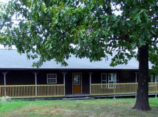 317 Outback Ln, Reeds Spring, MO 65737