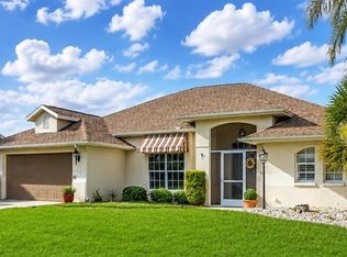 35 Bunker Cir, Rotonda West, FL 33947