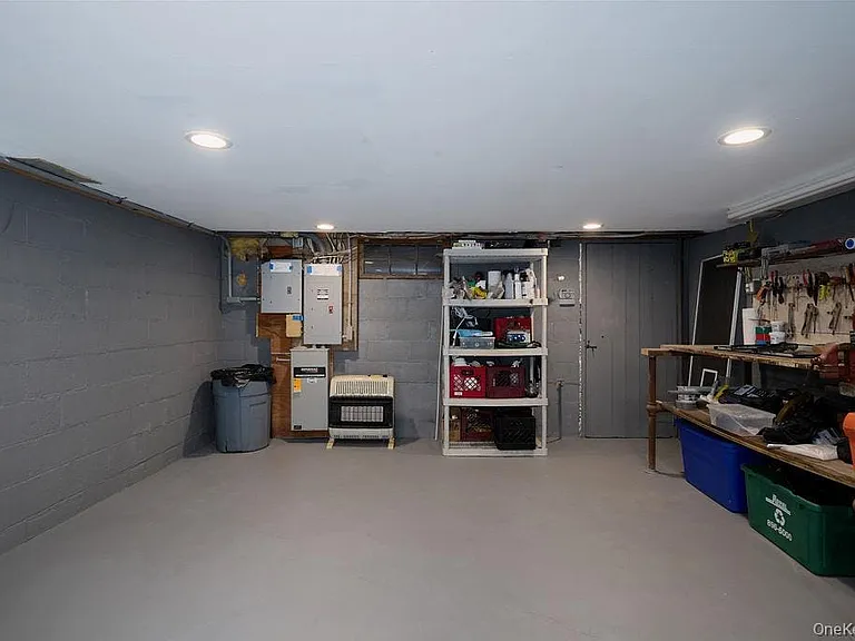 116 School House Ln — Photo 45