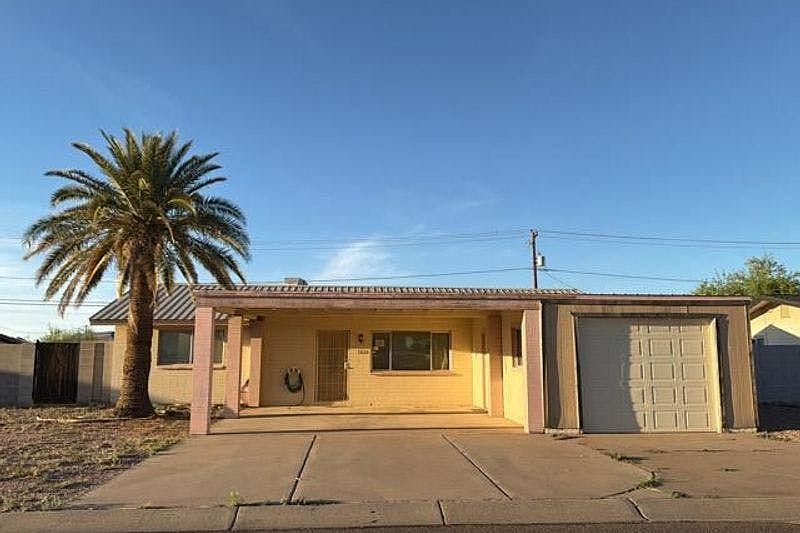 1st image of 1040 E Estevan Ave