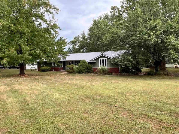 10892 Otter Pond Blvd, Lawrenceville, IL 62439