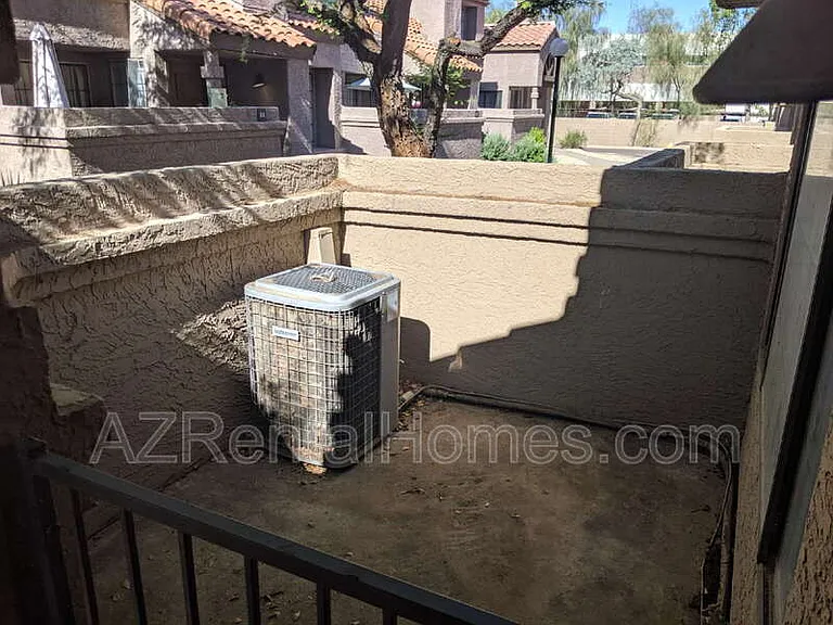 819 N College Ave #I124 — Photo 22