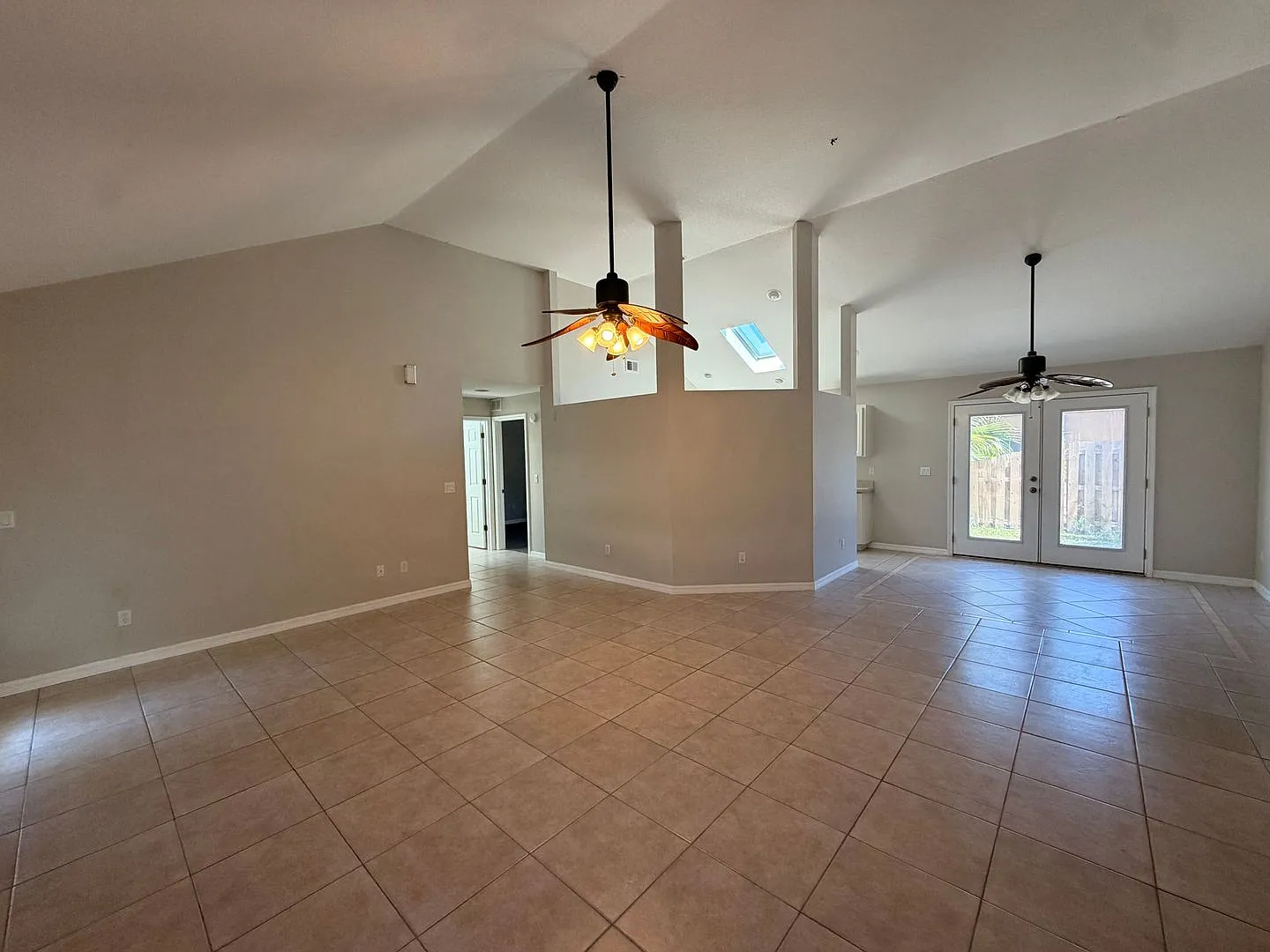 3/2 Beauty For Lease in New Smyrna Beach! — Photo 3