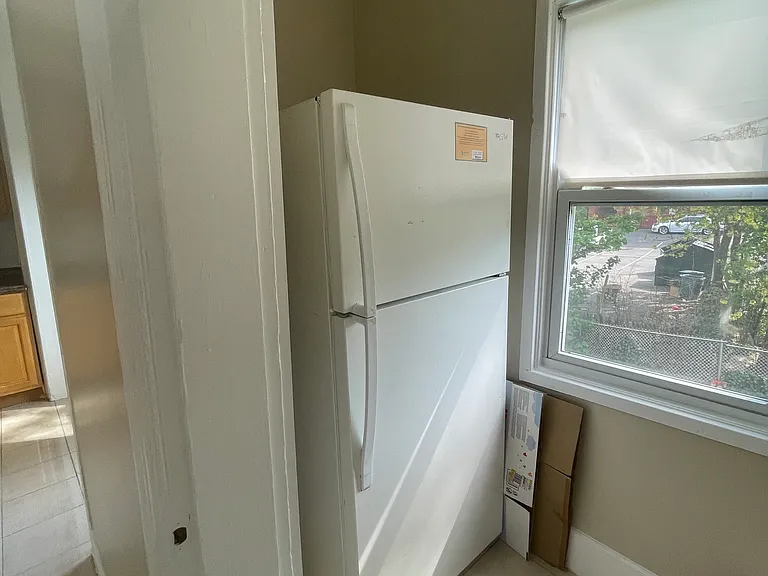 Fridge