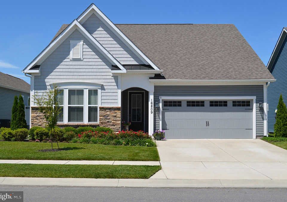 1st image of 16809 Bellevue Ct