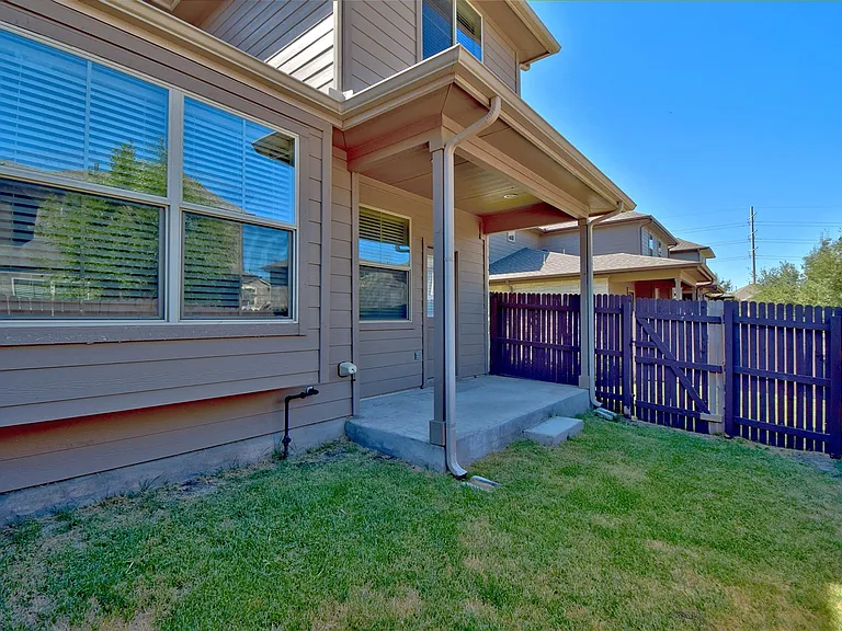 2880 Donnell Dr #1701 — Photo 25