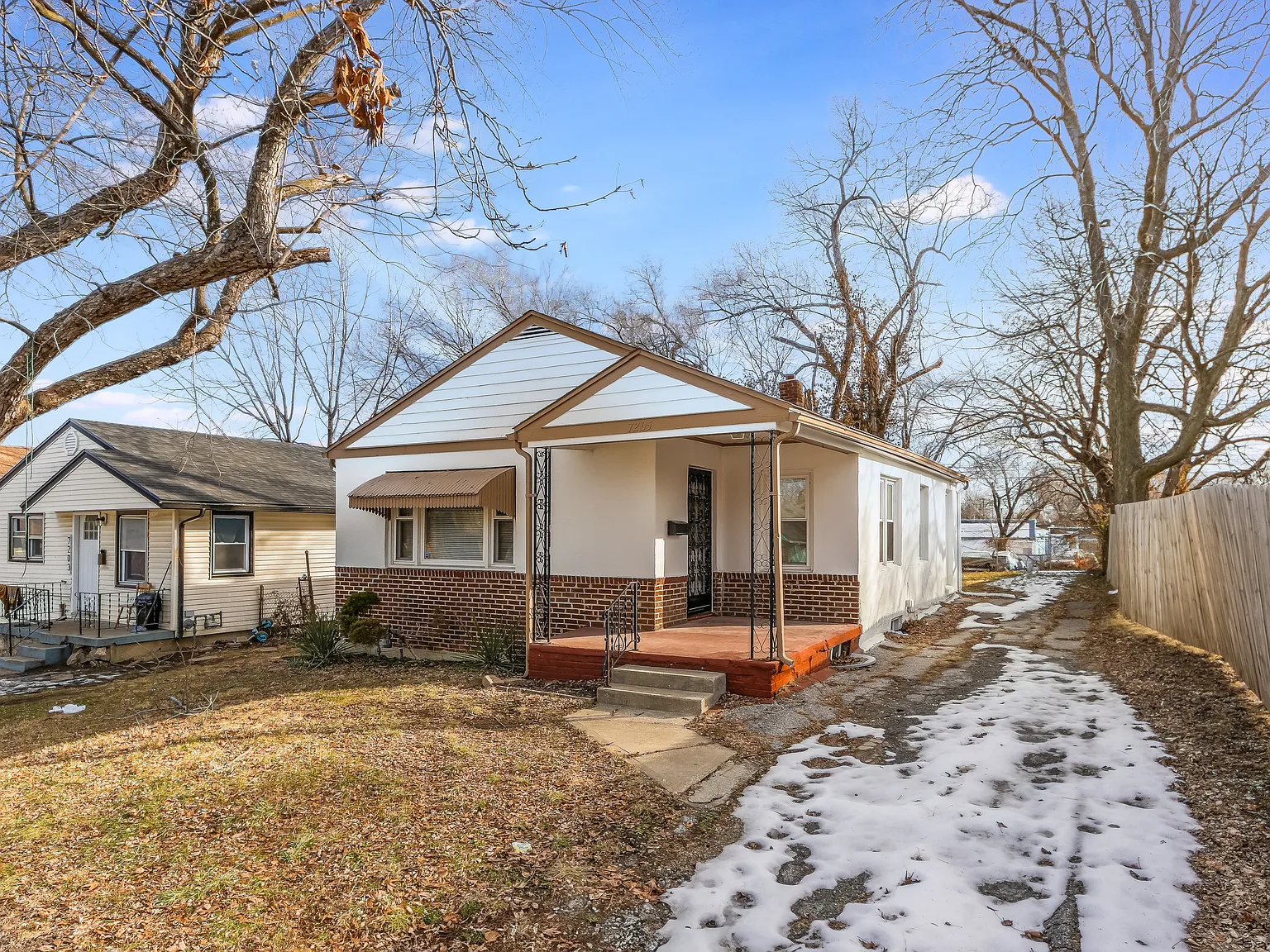 3 bed, 1137 sqft, $1,600 — Photo 2