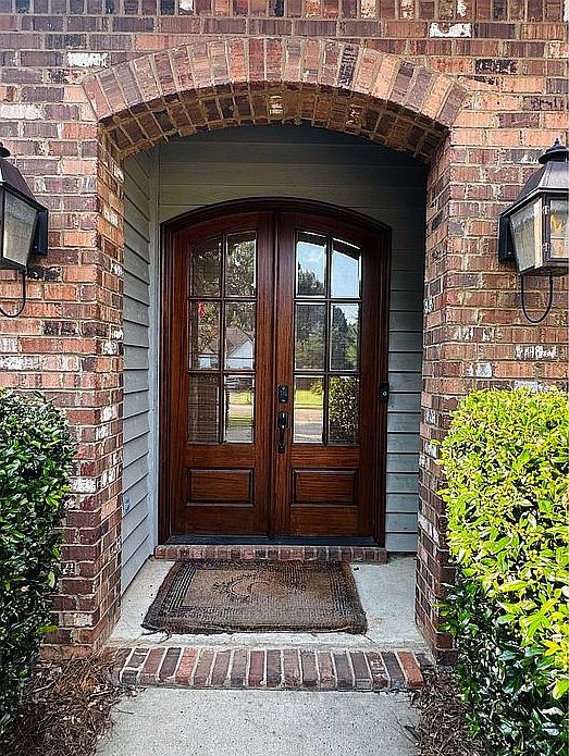 1st image of 124 Hemlock Ln