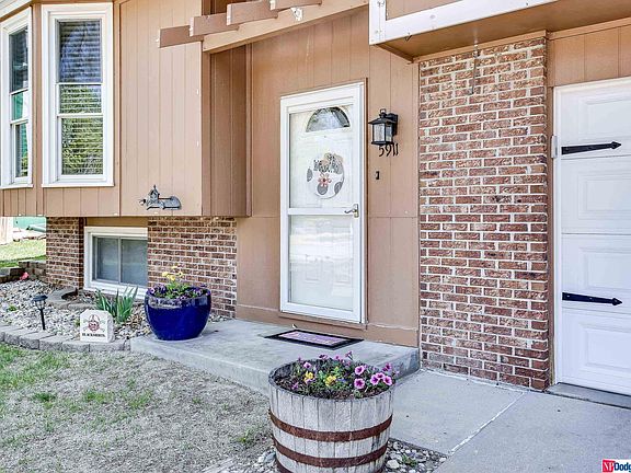 3rd image of 5911 N 108th Avenue Cir