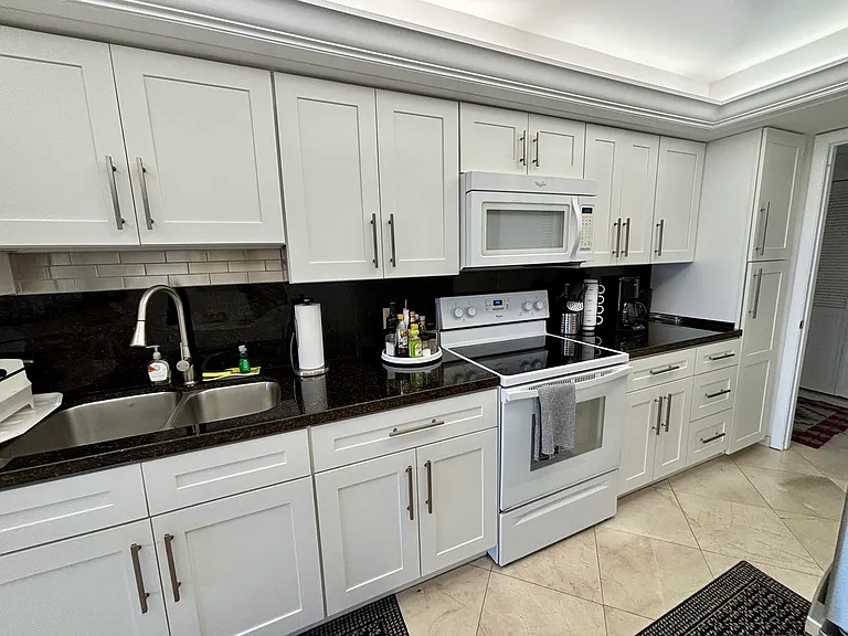4900 N Ocean Blvd #517 — Photo 6