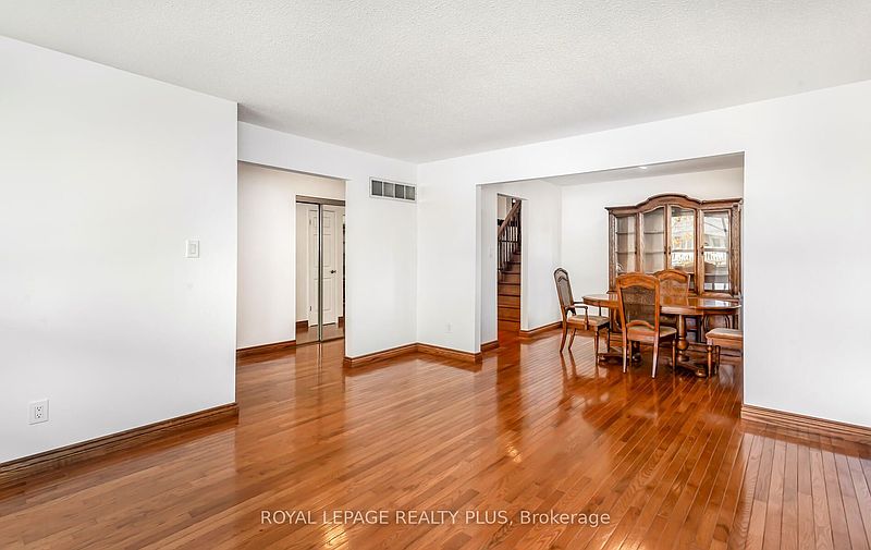 Mississauga House for rent - 3 Bedrooms — photo 14