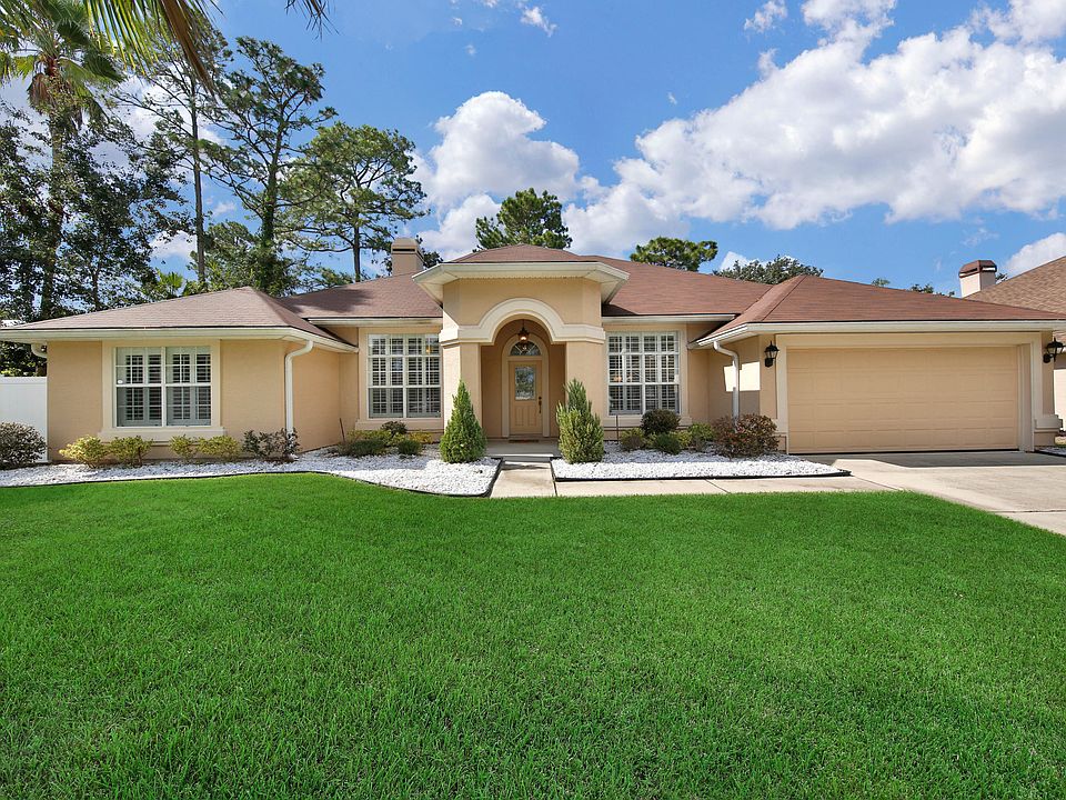 1st image of 124 Strawberry Ln