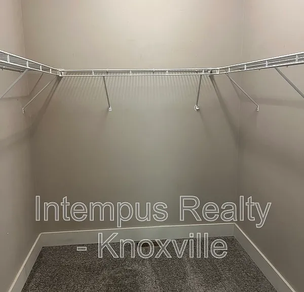 229 Deaderick Ave — Photo 15