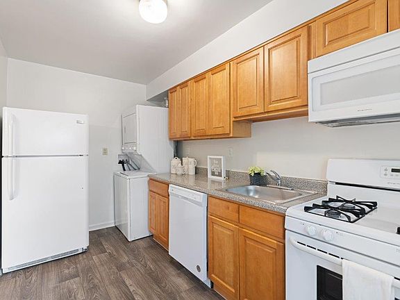 3rd image of 1000 Central Ave APT 91A