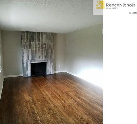2nd image of 6500 Oak Dr
