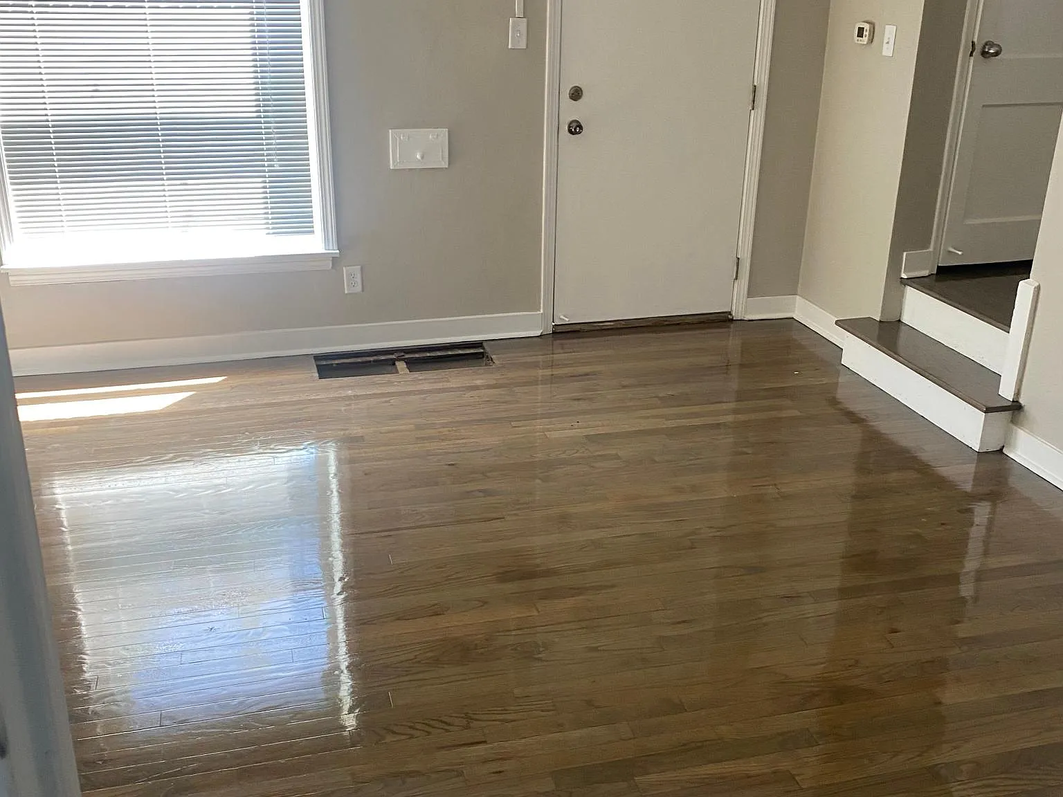 2 bed, 1200 sqft, $1,695 — Photo 4