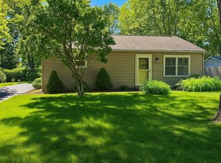 W143S7047 Belmont Dr, Muskego, WI 53150