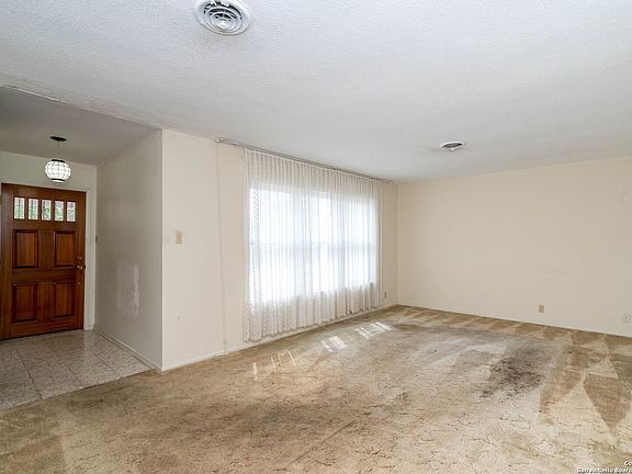 5th image of 703 Northstar Dr
