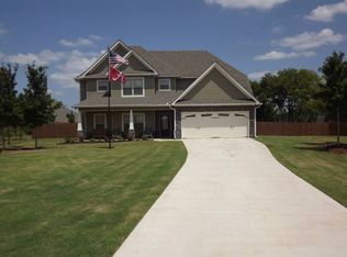 12 Talon Ct, Fort Mitchell, AL 36856