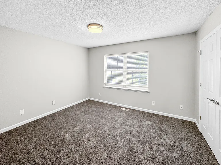 Summers Run Apartments — Photo 14
