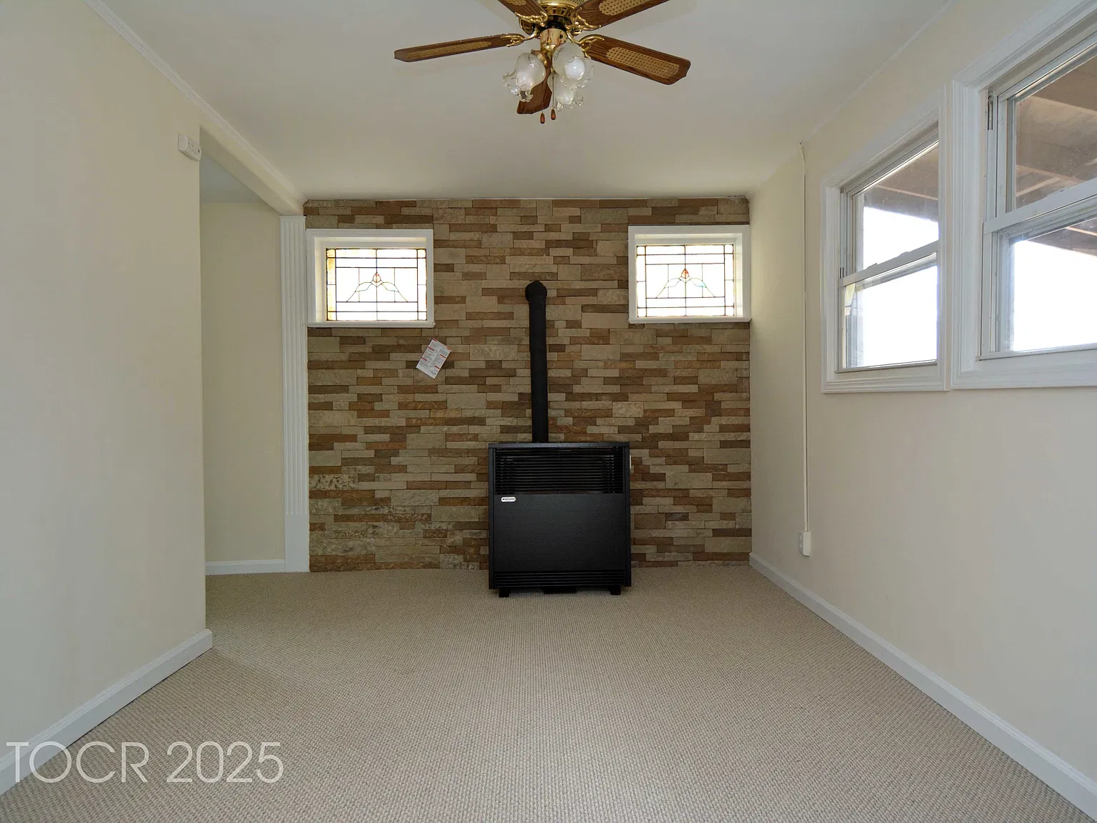 2 bed, $1,600 — Photo 2