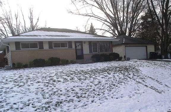 2nd image of 5007 W Parkland Ave