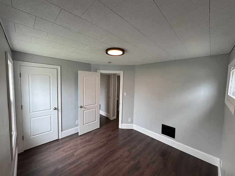388 Wabash Ave #2 — Photo 8