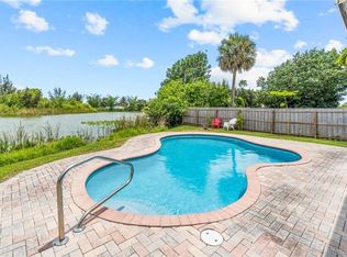 110 Wilson Rd, Cloud Lake, FL 33406