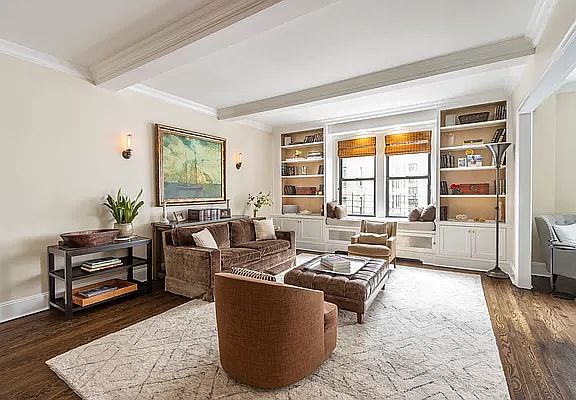 2nd image of 425 E 51st St #6AB