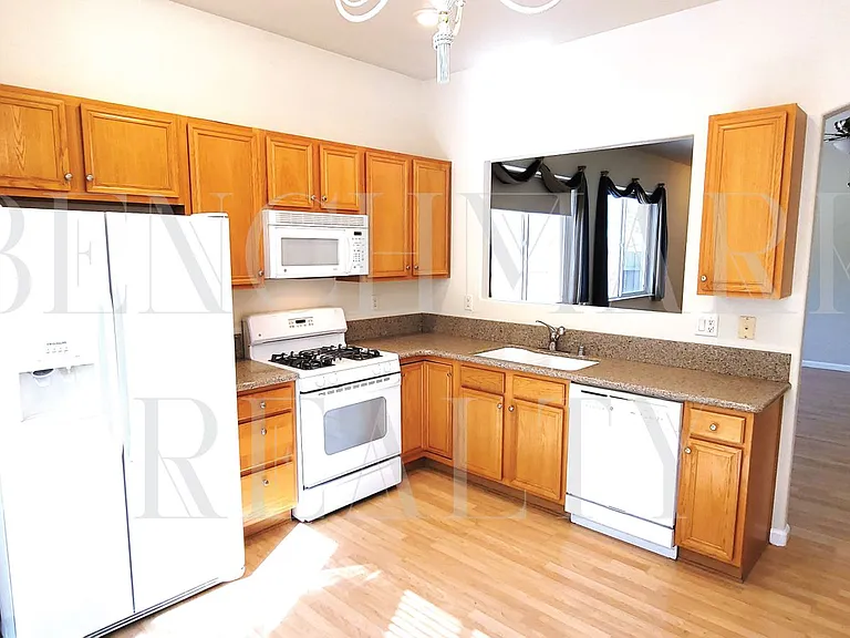 2210 Evergreen Park Dr — Photo 16