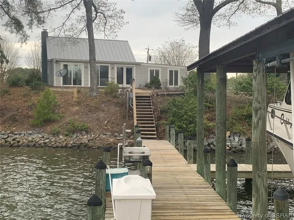 92 The Winding Trl, Topping, VA 23169