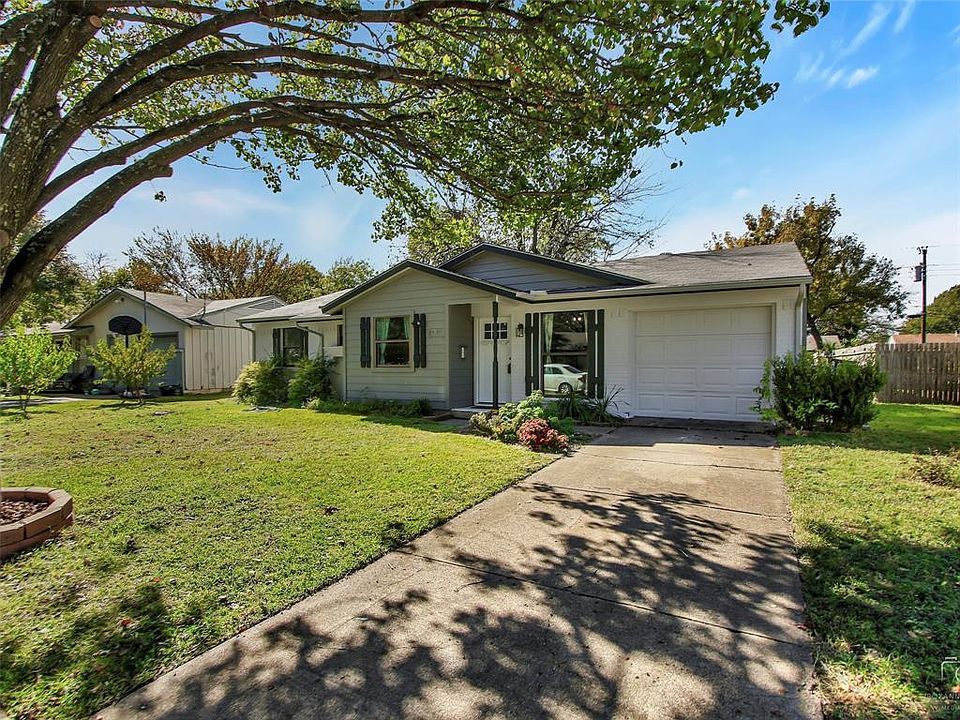 1st image of 1078 Fairmeadows Cir