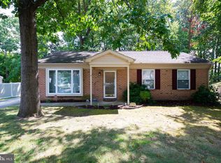 4 Windmill Dr, Clementon, NJ 08021