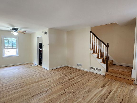 2nd image of 5820 Biscayne Dr