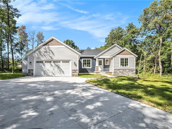 36 S Yankee Springs Rd, Middleville, MI 49333