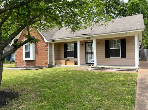 4560 Columbia Woods Ln, Millington, TN 38053