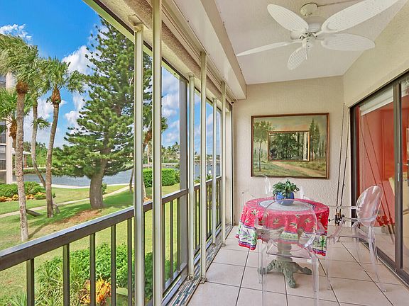 2nd image of 1618 Twelve Oaks Way E #205