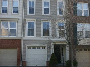 43090 Hunters Green Sq, Ashburn, VA 20148