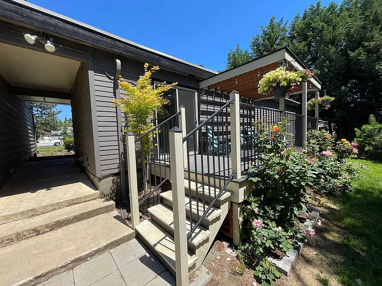 10812 SE Stark St #13 — Photo 10