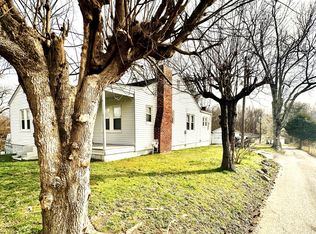 107 Pinewood Ln, Middlesboro, KY 40965