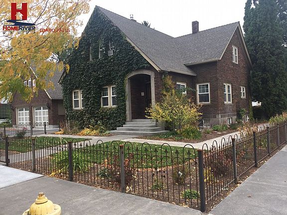 2nd image of 104 E 14th St