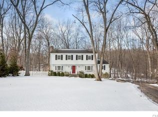 32 Old Hwy, Wilton, CT 06897