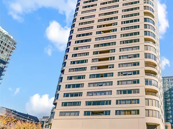 1301 Spring Street #19I, Seattle, WA 98104
