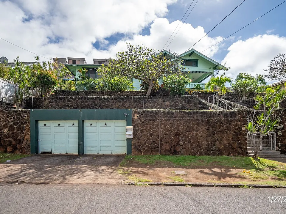1671 Kamamalu Ave