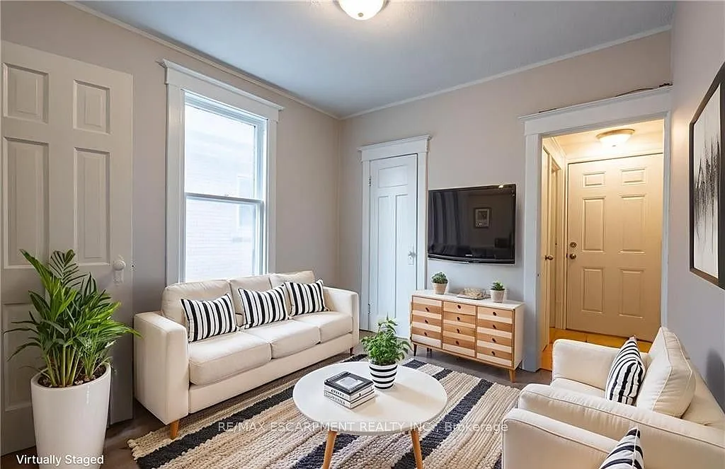 2 bed, $1,495 — Photo 1