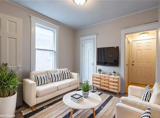 89 Carrick Ave #3, Hamilton, ON L8M 2W5