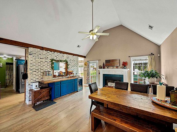 5th image of 7 Mint Ct