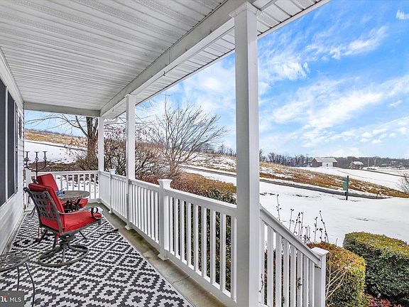 2nd image of 194 Willis Rd