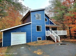 3156 Carobeth Dr, Tobyhanna, PA